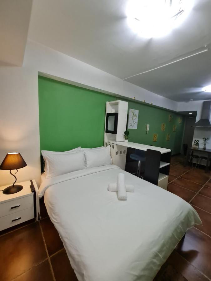 Solemare Parksuites Condominium - Condo R Us Manila Exterior photo